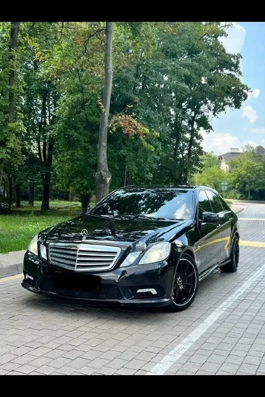 Mercedes в отличном состоянии, 2010 год, 5g-tronic, amg пакет, 1.8 мотор. Ходовая в идеальном состоянии, мотор поставили новый(контракт из японии с минимальным пробегом), коробка листает отлично без пинков, тычков и прочего. Пробег авто 180 тыс. Салон так же в идеальном состоянии. Машина обслужена полностью, в живую смотрится еще лучше чем на фото. +79493428862 цена 1.45 млн.
📞 Звоните: +7(949)3428862 - фотография - 1