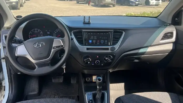 Hyundai solaris
2018 Год
1,4 Автомат!
Пробег 130 тыс км
Не битая и не крашенная!
2 Владельца.
Зеленая автотека
Не такси!!!!
Состояние идеальное
Цена 1.300.000 руб
Тел +79493153370 - фотография - 8