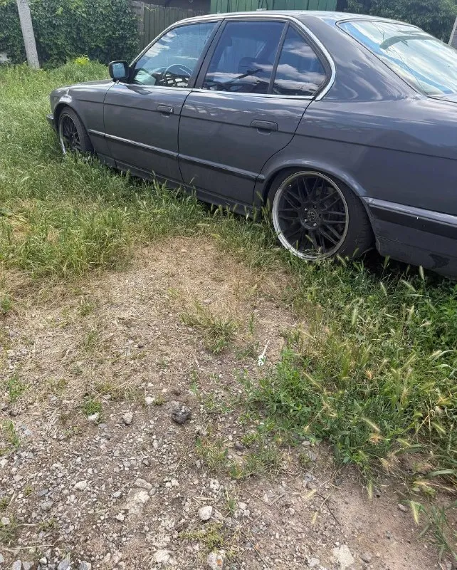 Продам bmw e34
Двигатель v8 на механике
На спортивной подвеске, в редукторе стоит дорогая блокировка
Стоят дорогие диски с полками
Машина ракета
Цена 500₽
Хороший торг❗️❗️❗️
+79494892059
📞 Звоните: +7(949)4892059 - фотография - 3