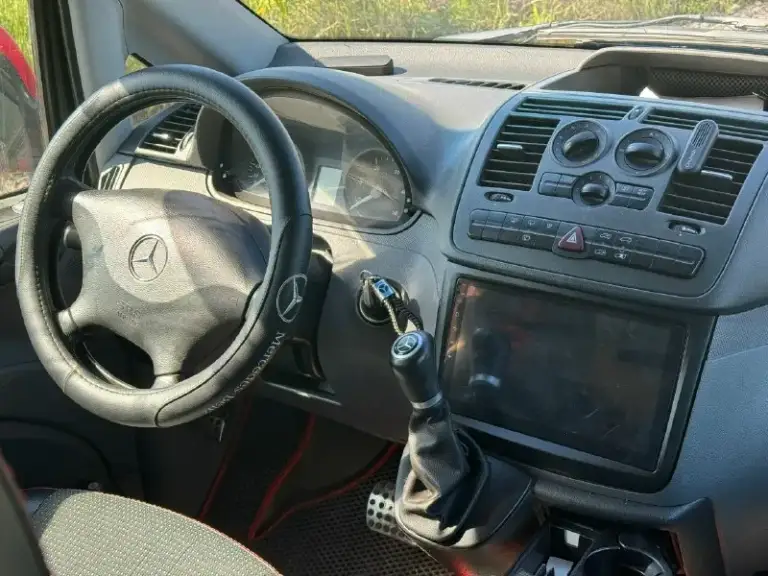 Продам/обменяю рассмотрю все варианты mercedes-benz vito 2006 года выпуска. 3.0 турбо автомат. Машина полностью обслужена: 11 лет в одной семье • форсунки обслужены • турбина перебрана • тормозные блины, колодки новые • ходовая обслужена • все тех. Жидкости заменены 1.000 км назад установлена андроид магнитола, поддерживающая car play, android auto так же установлен телевизор. Вместе с машиной отдам зимнюю резину в отличном состояние продаю как есть, по кузову есть небольшие ньюансы, машина не новая. За дополнительной информацией звоните либо пишите в лс цена 1.330.000₽ - торг. Номер +7 (949) 314-80-74
📞 Звоните: +7(949)3148074 - фотография - 3