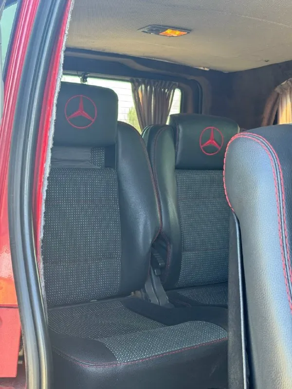 Продам/обменяю рассмотрю все варианты mercedes-benz vito 2006 года выпуска. 3.0 турбо автомат. Машина полностью обслужена: 11 лет в одной семье • форсунки обслужены • турбина перебрана • тормозные блины, колодки новые • ходовая обслужена • все тех. Жидкости заменены 1.000 км назад установлена андроид магнитола, поддерживающая car play, android auto так же установлен телевизор. Вместе с машиной отдам зимнюю резину в отличном состояние продаю как есть, по кузову есть небольшие ньюансы, машина не новая. За дополнительной информацией звоните либо пишите в лс цена 1.330.000₽ - торг. Номер +7 (949) 314-80-74
📞 Звоните: +7(949)3148074 - фотография - 4