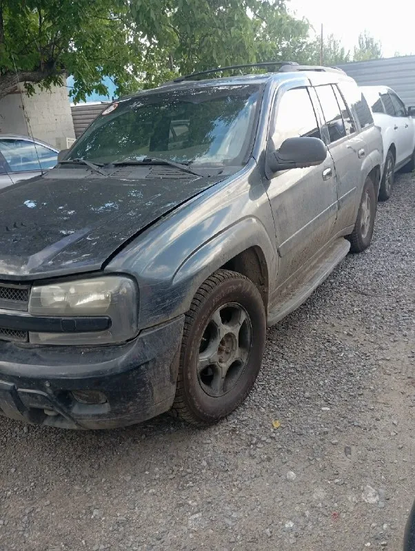 Продам на полном ходу срочно. Chevrolet трейблейзер 2005г. В. 4.2 бензин. Не гнилой не битый в салоне целый. С документами полный порядок. Цена 450т. Р. Торг у капота. +79497253158
📞 Звоните: +7(949)7253158 - фотография - 1