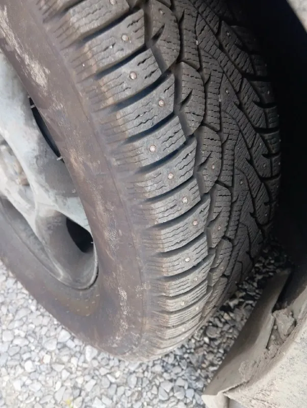 Продам на полном ходу срочно. Chevrolet трейблейзер 2005г. В. 4.2 бензин. Не гнилой не битый в салоне целый. С документами полный порядок. Цена 450т. Р. Торг у капота. +79497253158
📞 Звоните: +7(949)7253158 - фотография - 4