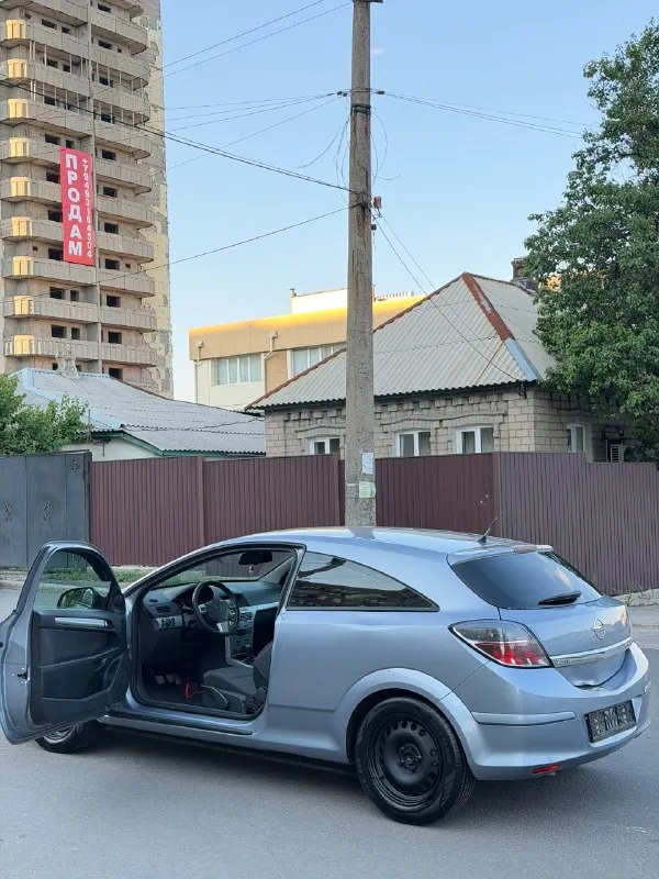 Opel astra gts
Опель астра 💰365.000💰
2010Г
1.6 Мт
Мотор отличный, не дымит, не троит, едет бодро, масло не ест
Коробка механика не хрустит не выбивает
Ходовая порядок
Кондиционер заправлен! И холодит 🥶
На очень хорошей комплектации, все работает по электрике
Техничка просто огонь 🔥 на уверенном максимально бодром ходу 👌
Документы чистые, без запретов, без штрафов, переоформление без проблем, можно сразу в мрэо с моим присутствием!
Цена 365.000 тысяч руб срочно ‼️
Осмотр г. Макеевка
Связь +7949-489-08-56 тг есть и мах тоже
📞 🇷🇺 Звоните: +79494890856 - фотография - 7