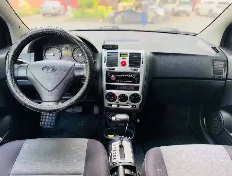 Продам хундай гейтс ! 2009г. В, акпп, 231000 пробега родного! Автотека зелёная, двигатель, коробка ходовая без нареканий опслушена масла фильтра поменяны по ходовке не стучит не гремит дорогу держит отлично по электрике все работает в штатном режиме! По кузову как на фото, салон ухоженный не протёртый, чистый, без лишних запахов, резина лето+ зима новые; хорошая комплектация кондиционер рабочий 👍, подогрев передних сидений, электро зеркала с подогревом, 4 элктро стеклоподъёмники, абс, усилитель руля, подушка безопасности водителя; установлен датчик давления шин, задний парктроник, хорошая музыка, сигнализация шархан с автозапуском, оптика хорошая светит отлично! Документы полный порядок техосмотр пройден я хозяин! Цена 520 тыс рублей! Осмотр по договорённости могу быть на роботе! Все вопросы по телефону +79499824368 - фотография - 10