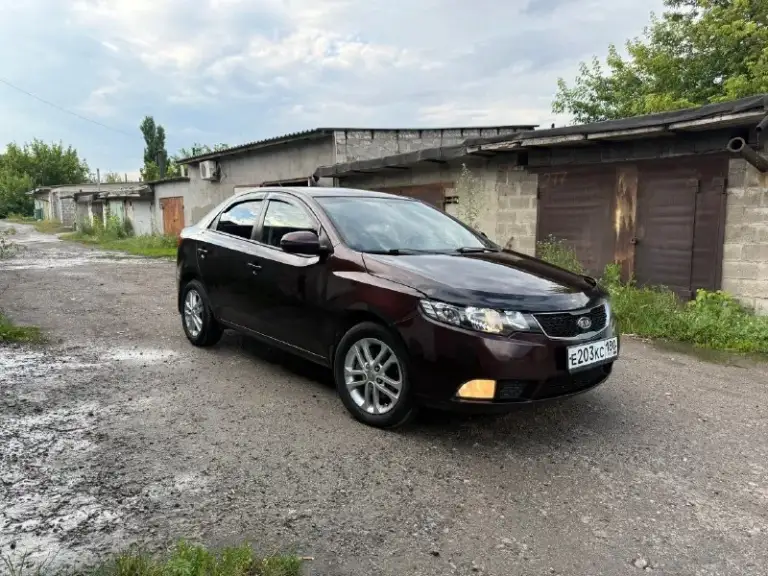Продам kia cerato 2010 г. В. !
Мотор 1.6 акпп 6 ст. !4 эсп, кондиционер(заправлен, холодит отлично)!по технике без нареканий, по лкп есть косяки в силу возраста(видно на фото)!дно, пороги, стаканы в заводском состоянии!автомобиль прошел большое т. О. !есть два комплекта колес, практически в новом состоянии!документы в полном порядке!все остальные вопросы по тел.
Осмотр макеевка
Цена 565000
+79493633561 + Мах
+79493820029
📞 🇷🇺 Звоните: +79493633561 - фотография - 2