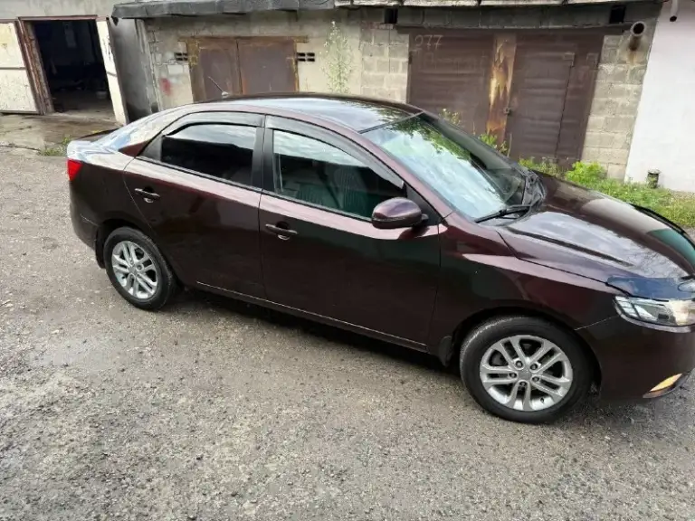 Продам kia cerato 2010 г. В. !
Мотор 1.6 акпп 6 ст. !4 эсп, кондиционер(заправлен, холодит отлично)!по технике без нареканий, по лкп есть косяки в силу возраста(видно на фото)!дно, пороги, стаканы в заводском состоянии!автомобиль прошел большое т. О. !есть два комплекта колес, практически в новом состоянии!документы в полном порядке!все остальные вопросы по тел.
Осмотр макеевка
Цена 565000
+79493633561 + Мах
+79493820029
📞 🇷🇺 Звоните: +79493633561 - фотография - 4