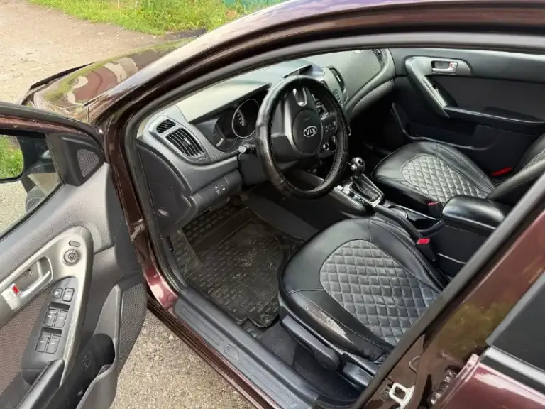 Продам kia cerato 2010 г. В. !
Мотор 1.6 акпп 6 ст. !4 эсп, кондиционер(заправлен, холодит отлично)!по технике без нареканий, по лкп есть косяки в силу возраста(видно на фото)!дно, пороги, стаканы в заводском состоянии!автомобиль прошел большое т. О. !есть два комплекта колес, практически в новом состоянии!документы в полном порядке!все остальные вопросы по тел.
Осмотр макеевка
Цена 565000
+79493633561 + Мах
+79493820029
📞 🇷🇺 Звоните: +79493633561 - фотография - 6