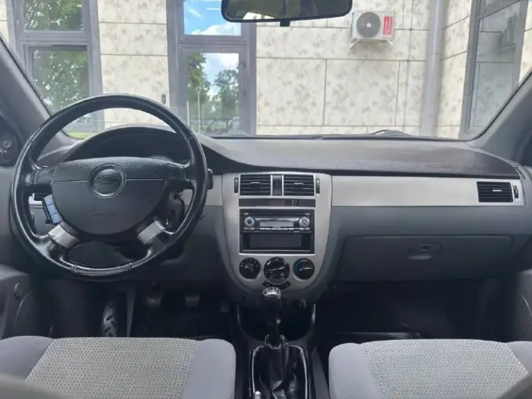 Продам lacetti в идеальном состоянии, вся в родной краски без намёка на ржавчину 2008г. Пробег 168000 родной, без дтп, автотека зелёная, цена 665000находится в мариуполе звоните по номеру +79498470183
📲 Tg: @evgeniy2241
📞 Звоните: +7(949)8470183 - фотография - 7
