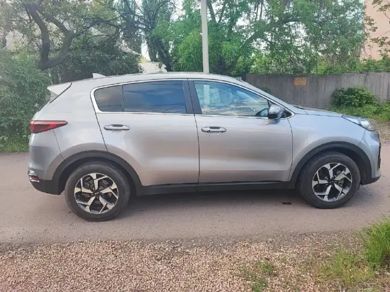 Kia спортедж, 2020 года, двигатель 1.6 турбодизель, пробег 77 991км, авто в родном окрасе, пригнали из кореи, салон кожа в отличном состояние, ухоженная, за машиной следили, без пробега по рф прошла на руский язык. Обслужена, любые проверки на месте приветствуются цена 2.400000₽ +79498344356, +79135539449, по всем вопросом пишите звоните. Продажа нет не обходимости т. К. Постоянно на позиции.
Телеграмм: +7 949 834 4356
Max: +7 913 553 94 49
📲 Tg: @dj_fiesta853
📞 Звоните: +7(949)8344356 - фотография - 3