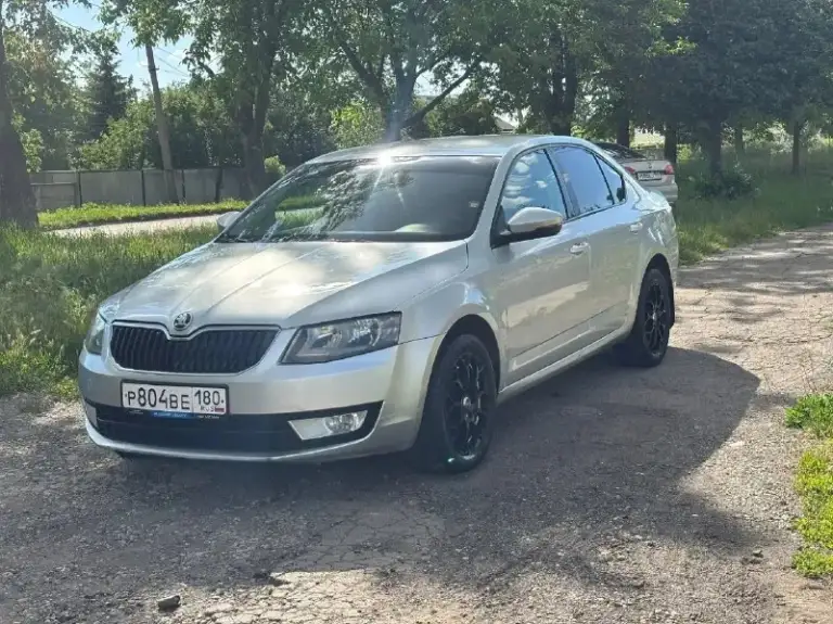 Skoda octavia a7
Год 2014
Мотор 1.2 турбо
Очень экономная
Механика
Обслужена
Без дтп
Родня
Лобовое родное
Климат работает
Ходовая в норме
Есть царапинки
По фото все видно
Дыр нет вообще
Чисто сделать косметику по порогам
И бамперам по этому и такая цена адекватная
В целом сел и поехал
Сигнализация автозапуск
Машина живая по всем параметрам
Пол бака топлива в подарок
Цена 825.000 рублей адекватный торг быстрым
Такой цены на такое состояние нет
В том году продавалась в таганроге 1.100
Документы кристалл
Диагностическая карта
Сразу на мрэо
На учете
+79493932388 Артур
Осмотр макеевка
Район скиф - фотография - 2