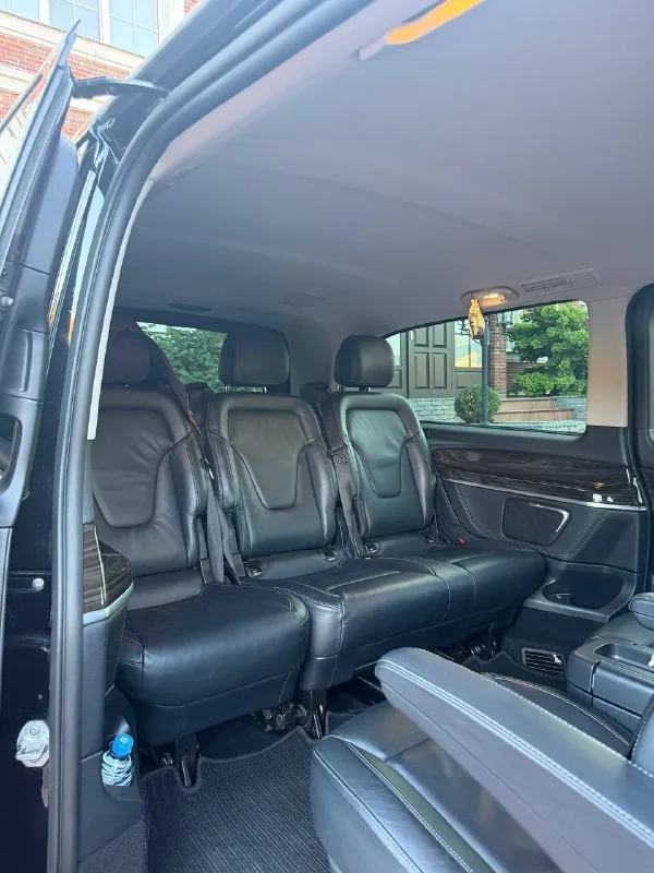 Mercedes v-class 2017 года, пробег 150 тысяч км, самый полный по комплектации, камеры 360, все существующие ассистенты, акустика бурмистр, задний климат и т. Д! Автомобиль исключительно эксплуатировался в южном регионе! Хранение автомобиля всегда соответсвующие, теплый сухой гараж, денег на автомобиль никогда не жалел, дилерское обслуживание, детейлинг услуги, автомобиль сейчас под керамикой. Комплект ключей, все сервисные книги, так же в подарок покупателю отдам комплект резины на дисках, для более детальной информации звоните по номеру телефона +79495180296 цена 4🍋750 или обмен
📲 Tg:. ...
📞 Звоните: +7(949)5180296 - фотография - 8