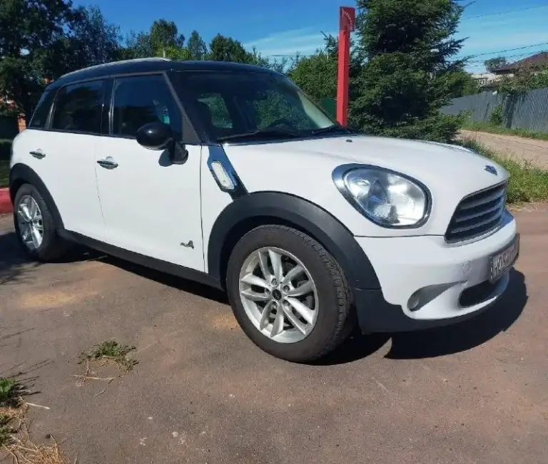Mini cooper d countryman (усовершенствованный s)

Год выпуска -  2012
Цвет - белый
Привод - полный
Коробка передач - механика
Модификация - 1,6 all4 at (136 л. С)
Объем двигателя - 1,6
Двигатель - оригинальный bmw
Топливо - дизель
Птс - электронный
Владелец - 1
Состояние - не битый, не крашеный, обслуживался у дилера

Экономичная машина в современ. Условиях
Расход 6 л при скорости 150 по трассе. На нейтралке можно проехать половину пути.

Пробег - 96 000

Вместительный внутри, малогабаритный снаружи. Комфортный и легкий в управлении, как по городу, так и на больших расстояниях

Донецк

+79494990438 - фотография - 2