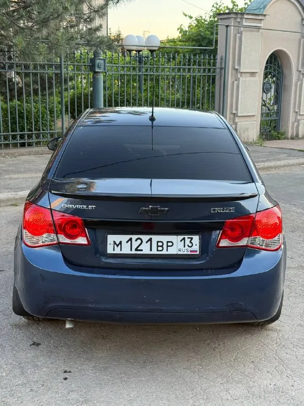 Продается chevrolet cruze 2011 год 1.6 мкпп
Атмосферник
Цена: 655.000 руб + разумный торг реальному покупателю + полный бак бензина в подарок
Шевроле круз
- Пробег 190.000 км
- 2 Ключа
- 2 Комплекта колес зима - лето
- Автотека зеленая ( без дтп и выплат )
- Все стекла родные лобовое без трещин
- Мотор работает отлично не дымит не троит работает ровно масло не ест !
- Коробка без нареканий не хрустит не выбивает
Все передачи вкл идеально
-По ходовой все отлично вся обслужена не стучит не гремит
- По салону чистый и ухоженный только после химчистки
- Состояние сел и поехал куда угодно никаких вложений не требуется из последнего заменено
Масло в двс с фильтрами, свечи, подушки двс, стойки стаб машина хозяйская есть много заказ нарядов
- Комплектация ls 4
- По электрике работает каждая кнопочка и лампочка никаких ошибок нету
- Переоформление без проблем могу присутствовать в мрэо
Документы кристально чистые без штрафов, запретов и. Т. Д
- Осмотр макеевка центр
- Тел +7-949-024-81-88 - фотография - 4