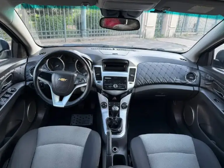 Продается chevrolet cruze 2011 год 1.6 мкпп
Атмосферник
Цена: 655.000 руб + разумный торг реальному покупателю + полный бак бензина в подарок
Шевроле круз
- Пробег 190.000 км
- 2 Ключа
- 2 Комплекта колес зима - лето
- Автотека зеленая ( без дтп и выплат )
- Все стекла родные лобовое без трещин
- Мотор работает отлично не дымит не троит работает ровно масло не ест !
- Коробка без нареканий не хрустит не выбивает
Все передачи вкл идеально
-По ходовой все отлично вся обслужена не стучит не гремит
- По салону чистый и ухоженный только после химчистки
- Состояние сел и поехал куда угодно никаких вложений не требуется из последнего заменено
Масло в двс с фильтрами, свечи, подушки двс, стойки стаб машина хозяйская есть много заказ нарядов
- Комплектация ls 4
- По электрике работает каждая кнопочка и лампочка никаких ошибок нету
- Переоформление без проблем могу присутствовать в мрэо
Документы кристально чистые без штрафов, запретов и. Т. Д
- Осмотр макеевка центр
- Тел +7-949-024-81-88 - фотография - 9