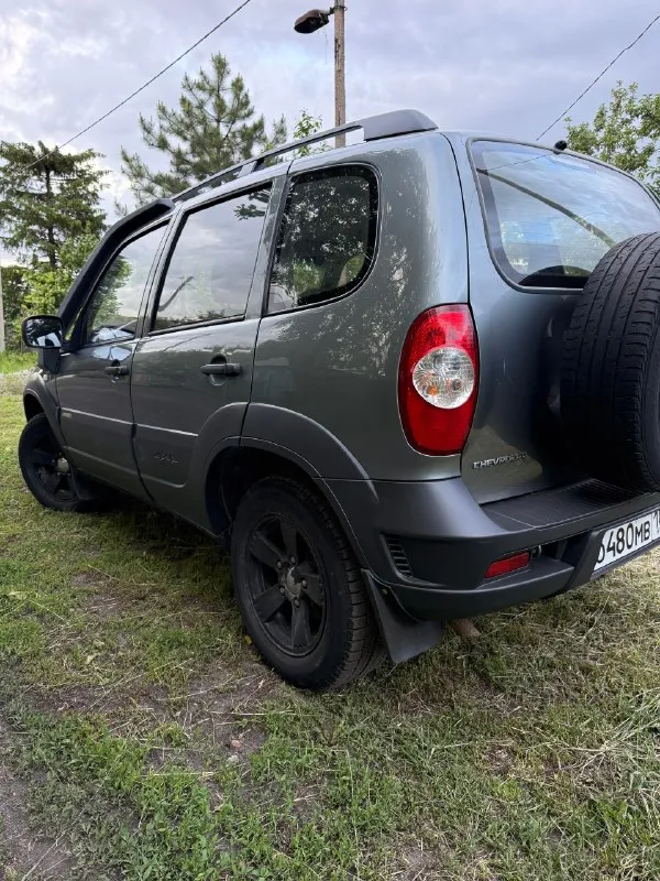 Срочно продам chevrolet niva
- Год: 2015
- Пробег: 126.000
- 3 Владельца
- Родной окрас
- Шноркель
- Кондиционер (рабочий)
- Гидроусилитель
- Фаркоп
- Для постановки на учет есть диагностическая карта
- Цена: 630к (минимальный торг у капота)
+7949-374-29-36
Машина в макеевке
📞 🇷🇺 Звоните: +79493742936 - фотография - 3