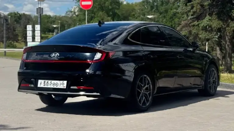 Тел. +79496447942
Продам hyundai sonata 2021г. В идеальном состоянии! По автомобилю делать не чего не надо!! Готов ехать на любые проверки за ваш счёт!
Стёкла все заводские!
Птс оригинал
Два владелец по птс!
Переоформление в мрэо
Комплектация
Двигатель 2.0 бензин
Пробег 131т
Abs
Esp
Airbag
Беспроводная зарядка смартфона
Контурная подсветка салона
Led приборка
Электропривод сидения
Память сидения
Без ключевой доступ
Start-stop
Круиз контроль
Бортовой компьютер
Камера заднего хода
Акустика премиум base
Подогрев сидений передних
Подогрев сидений задних
Подогрев руля
Подогрев зеркал
Parktronic задний-передний
Gps навигатор
Электро слаживания зеркал
Двухзонный климат контроль
4 Стеклоподъемника
2 Ключа
Хорошая резина
Цена 1.950.000т. Р
Очень срочно торг
Возможно продажа в кредит
📲 Tg: @artur_dadunia
📞 Звоните: +7(949)6447942 - фотография - 4