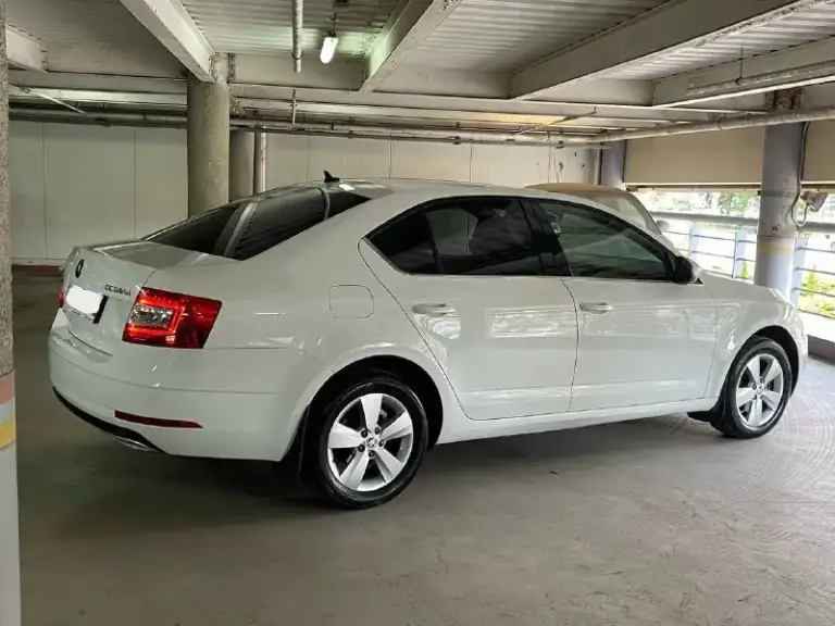 Skоda octavia а7 цена 1300.000₽
2018 Года выпуска ноябрь месяц.
( Мотор 1.4 турбо автомат)
Авто в отличном состоянии, своевременное обслуживание
Мотор работает тихо без посторонних шумов
Коробка переключается великолепно
✅Ходовая без
Нареканий
Авто не бит и не крашен в заводском окрасе.
Оригинальный птс 2 владельца
Комплектaция носkey еditiоn.
Зимний пакет (подогрев всех сидений подогрев руля и лобового и заднего стекла и боковых стекол), датчики света/дождя, автозатемнение зеркала, круиз + ограничитель, штатная аудио система (аndrоid аutо / саrрlаy), 8 динамиков, парктроники перед/зад, 220в и usв сзади, мультируль.
Сигнализация пандора с автозапуском
Практически новая летняя резина на литых заводских дисках.
Двери в шумке(шумофф).
Замена масла каждые 7 тыс. Км. Расхода масла нет.
Машина не требует вложений, родной пробег.
Очень динамичный, экономичный и комфортный автомобиль.
Цена 1.300.000 продажа срочная. Машина очень хорошая
Донецк +79495369870 - фотография - 6