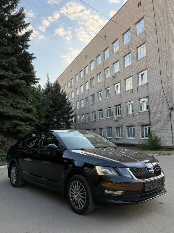 🔥 Skoda octavia a7 hockey edition 2020 — редкий экземпляр в отличном состоянии! 🔥
Если ищете действительно ухоженную octavia без неприятных сюрпризов — это именно она.
✅ 1.6 Mpi + классический автомат
✅ Комплектация hockey edition
✅ Родной пробег — 160 000 км
✅ Без дтп, полностью в родной краске
✅ Не такси, чистая история
💰 Цена: 1 700 000 ₽
🤝 Разумный торг после осмотра.
📞 Подробности, дополнительные фото и видео — по телефону
▶️Смотреть больше фото◀️
+7 949 563-98-77
+7 949 051-47-80
📞 Звоните: +7(949)5639877 - фотография - 1