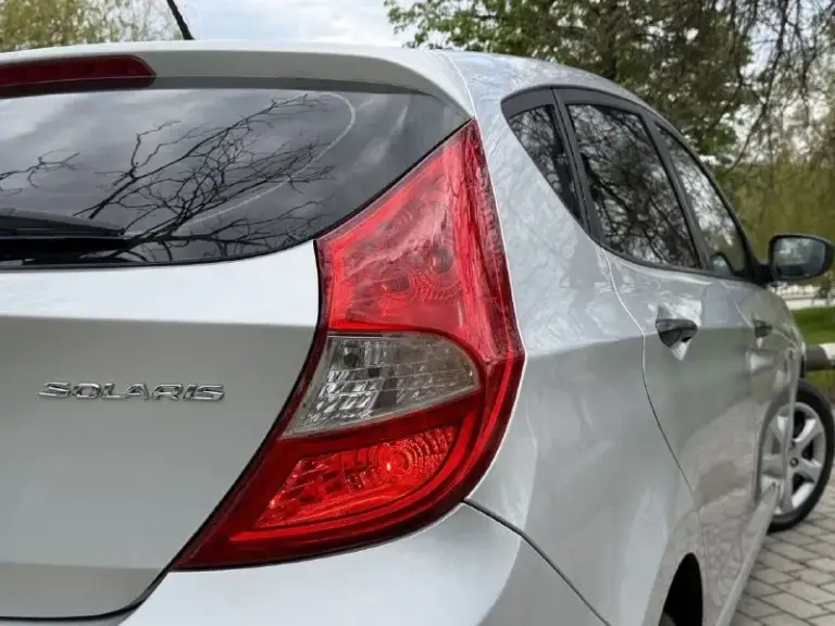 Продам hyundai solaris
Год выпуска:2014
Объем двигателя: 1,6 v16 123.лс
Кпп механическая

Автомобиль в идеальном состоянии!, без дтп!, в родном окрасе!, 2 хозяина за всё время эксплуатации.

Отличная комплектация:
Кондиционер,
Датчик света, датчик дождя, abs, esp,
Подогрев сидений,
Мульти руль,
4.Эл стекла подъемника,
Электро зеркала,
Подушки безопасности,
Хорошая акустика

Кузов в отличном состоянии!
Рыжиков вздутия и прочего
Нет от слова совсем!
Техническии авто вложений не требует.
Своевременное сезонное обслуживание, заправка и замена фильтров.
Автомобиль без вложения!!

По документам полный порядок. Любой вид оформление!

Цена 740.000

Номер телефона
+7949-564-4736
+7949-693-58-50
Г. Донецк - фотография - 6