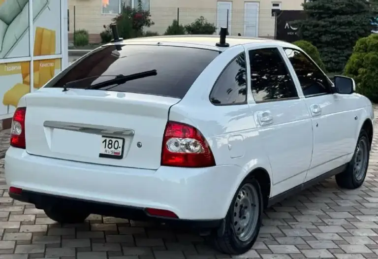 Продажа или обмен✅
Лада приора (2172),
2010 Года выпуска
Автомобиль в отличном техническом и внешнем состоянии!
Днище, пороги, стаканы,
Все целое!
Авто не требует сварочных робот!
Кузов в хорошем состоянии!
Без гнили ржавчины и прочих недочетов!
Внешне переодета в приору 2
Тонировка в круг!
Лед лампы!
Вид у автомобиля очень приятный и свежий!
Собирает взгляды прохожих!
Техническая часть просто супер!
Абсолютно не требует никаких вложений!
Сел-и-поехал в любой рейс!
Двигатель 1.6 16клапанный!
По мотору все отлично!
Работает ровно!
Без посторонних шумов!
Масло не берет от слова совсем!
Масло фильтра заменил!
Коробка передач в норме!
Не хрустит не вылетает!
Включается плавно!
Ходовая часть также в порядке!
Нечего не гремит не стучит!
Все неровности отрабатывает
Как положено!
По комплектации:
-Гидроусилитель руля,
-Эл. Стеклоподъемники,
-Эл. Регулировка зеркал,
-Система (abs),
-Простая но приятная музыка,
-Новые диски на хорошей резине!
Салон приятный!
Цена 365.000т. Р торг!
Тел: +79494164662 - фотография - 5