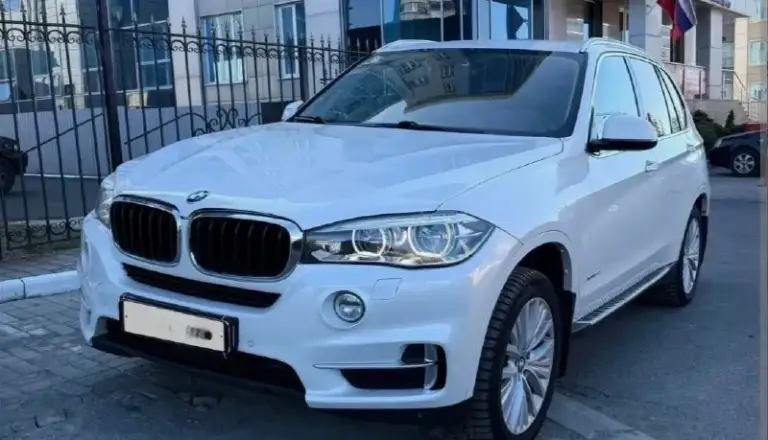 Bmw x5 35i год выпуска: 2017‼️3.0 бензин, 306л. С. + x-drive полный привод, автомат✅фактических 3 владельца👥пробег: 244.218✅комплектация: 2-зонный климат контроль, подогревы передних сидений, обогрев руля, подогрев задних сидений, бесключевой доступ, harman/kardon. Камера, ломайки. По кузову 🔥🔥🔥: косметический окрас капота✅ автотека хорошая: расчет на 600.000₽ по фарам, 2 дтп. Исправен. Обслужен/без ошибок. На полном ходу. 2.750₽
+79493130070 - фотография - 2