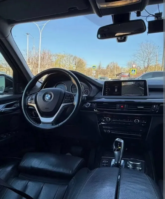 Bmw x5 35i год выпуска: 2017‼️3.0 бензин, 306л. С. + x-drive полный привод, автомат✅фактических 3 владельца👥пробег: 244.218✅комплектация: 2-зонный климат контроль, подогревы передних сидений, обогрев руля, подогрев задних сидений, бесключевой доступ, harman/kardon. Камера, ломайки. По кузову 🔥🔥🔥: косметический окрас капота✅ автотека хорошая: расчет на 600.000₽ по фарам, 2 дтп. Исправен. Обслужен/без ошибок. На полном ходу. 2.750₽
+79493130070 - фотография - 8
