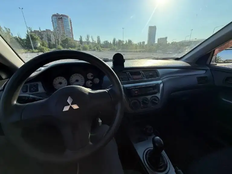 Lancer 9 1.6 мкпп
Пробег: 317 000
Был произведен капремонт, замена сцепления на пробеге 297 500
По лкп есть недочеты (автомобиль не новый)
Документы в порядке
Цена 335 тыс. Руб, торг
+79495022219
Г. Донецк - фотография - 10