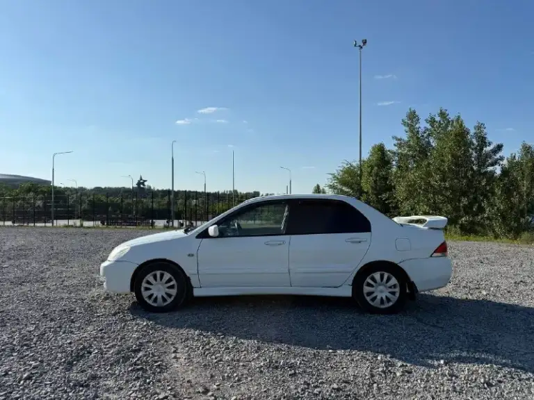 Lancer 9 1.6 мкпп
Пробег: 317 000
Был произведен капремонт, замена сцепления на пробеге 297 500
По лкп есть недочеты (автомобиль не новый)
Документы в порядке
Цена 335 тыс. Руб, торг
+79495022219
Г. Донецк - фотография - 2