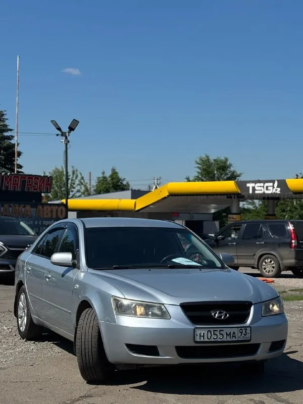 Hyundai sonata nf объём 2.0 бензин. Пробег 280.000 родной. Год 2008.коробка mt 5ка, передний привод. 3 владельца за всю историю авто. Из крашеных элементов крыло переднее правое и задние две арочки. Кондиционер, подогрев сидений 2 шт. , центральный замок, стеклоподъемники 4 шт. , эл. Регулировка зеркал, мультимедиа bluetooth, мультируль, громкая связь, новая летняя резина. По технике никаких нареканий. Автомобиль после полной химчистки салона. Экономичная, едет хорошо, места в салоне много. На эти деньги отличный вариант для работы. Цена: 720.000 рублей. Возможна продажа в кредит. Номер +79491349054
.
📞 Звоните: +7(949)1349054 - фотография - 1