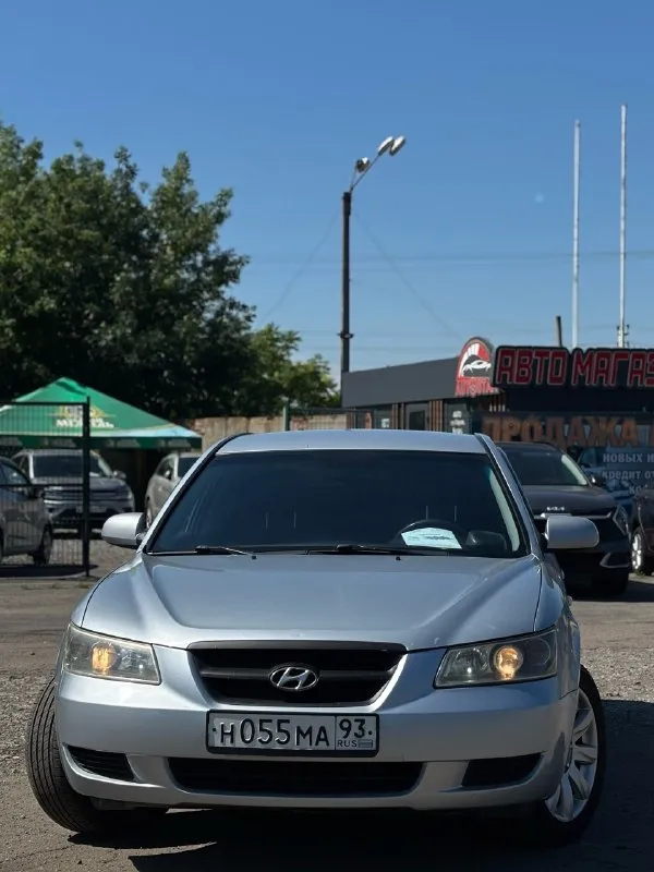 Hyundai sonata nf объём 2.0 бензин. Пробег 280.000 родной. Год 2008.коробка mt 5ка, передний привод. 3 владельца за всю историю авто. Из крашеных элементов крыло переднее правое и задние две арочки. Кондиционер, подогрев сидений 2 шт. , центральный замок, стеклоподъемники 4 шт. , эл. Регулировка зеркал, мультимедиа bluetooth, мультируль, громкая связь, новая летняя резина. По технике никаких нареканий. Автомобиль после полной химчистки салона. Экономичная, едет хорошо, места в салоне много. На эти деньги отличный вариант для работы. Цена: 720.000 рублей. Возможна продажа в кредит. Номер +79491349054
.
📞 Звоните: +7(949)1349054 - фотография - 2