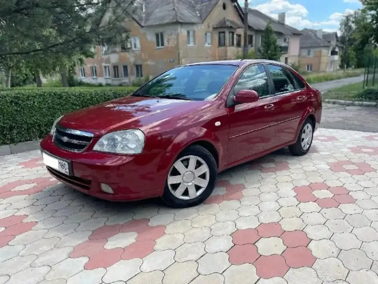 Chevrolet lachetti 1.6 собственник, машина в прекрасном состоянии. Недавно прошла то, масла, фильтра, грм. Всё работает исправно 👌🏻машина в максимальной комплектации. Кондиционер, абс, электро-зеркала.
4 Электро-стеклоподъемника.
Геометрия вся родная, не крутился не один болтик) по салону прекрасная, салон чистый и аккуратный, без пятен и повреждений. Каждые 6-7 замена масла и фильтра.
Имеются 2 ключа, есть сервисная книга, за всё время моего владения всё записано.
Ещё могу отдать газ пропан евро 4, очень удобно) в общем: кому нужна надежная машина, приезжайте смотрите. Ну а если вам нужна новая за ней в автосалон !посмотреть можно: г. Макеевка
Цена: 495.000р
+79493161086 Звоните, так же на этом номере макс, так как мобильная связь бывает не очень!
+79496585210 - фотография - 2