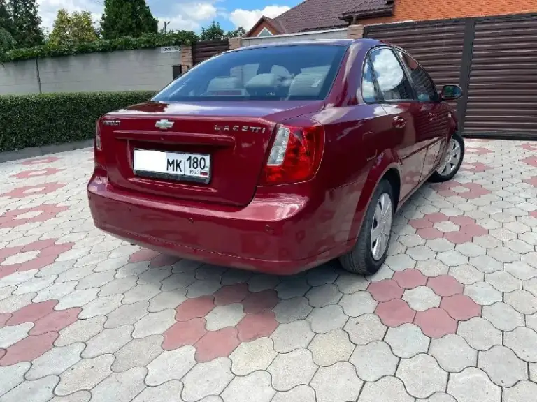 Chevrolet lachetti 1.6 собственник, машина в прекрасном состоянии. Недавно прошла то, масла, фильтра, грм. Всё работает исправно 👌🏻машина в максимальной комплектации. Кондиционер, абс, электро-зеркала.
4 Электро-стеклоподъемника.
Геометрия вся родная, не крутился не один болтик) по салону прекрасная, салон чистый и аккуратный, без пятен и повреждений. Каждые 6-7 замена масла и фильтра.
Имеются 2 ключа, есть сервисная книга, за всё время моего владения всё записано.
Ещё могу отдать газ пропан евро 4, очень удобно) в общем: кому нужна надежная машина, приезжайте смотрите. Ну а если вам нужна новая за ней в автосалон !посмотреть можно: г. Макеевка
Цена: 495.000р
+79493161086 Звоните, так же на этом номере макс, так как мобильная связь бывает не очень!
+79496585210 - фотография - 4