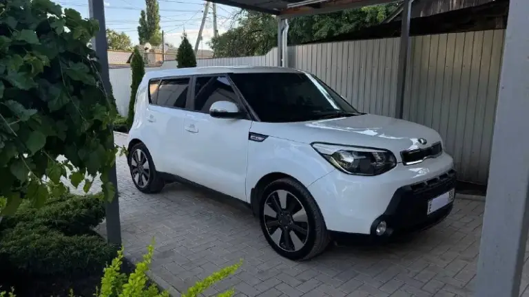 Kia soul 2015 г.
Двигатель 1,6 бензин (123 л. С. )
Акпп 6 ст.
Пробег 124 тыс.
Цена 1 570 000 руб

Машина обслужена, техническое состояние без нареканий. Второй автомобиль в семье, в салоне не курили, гаражное хранение.
Я 3й владелец, машина родом из ростова.
Готовы на любые проверки!
Небольшой торг у капота уместен
+79493454699
Донецк - фотография - 3