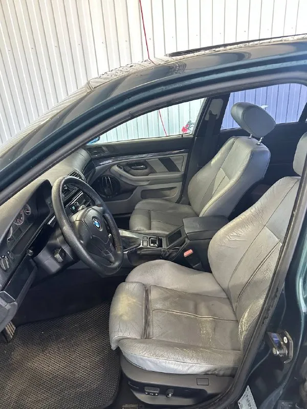 Продам bmw e39 2.0 mt (m52b20). 97г.
Цена - 430.000₽
Работает ровненько, хоть монету ставь. Кпп - без каких либо проблем. Визуально - красивая.
Красивые, в идеальном состоянии диски r17.
Салон-кожа.
Передние сиденья с эл. Регулировкой, 2 стеклоподъемника, климат-контроль (кондиционером надо заниматься). , гур, люк и по мелочи.
Учет 180, переоформление без проблем.
Донецк, кировский район.
Более детально по телефону +79497253134 даниил
📞 Звоните: +7(949)7253134 - фотография - 5