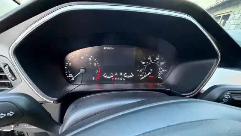 Продажа донецк
🏮 Ford escape 2020 1.5 at пробег 47 193 км.
Продам свой автомобиль, куплен в декабре 2024.
Awd s — полный привод (4wd). Автомобиль в отличном состоянии в отличной комплектации:
Бесключевой допуск, домофон, система старт-стоп, удержание в полосе, датчики слепых зон, датчики дождя и света, камера заднего вида, электро привод переднего сидения, подогрев передних сидений.
Коробка передач — автоматическая, 8 передач.
Тип двигателя — бензиновый.
Хорошая динамика в городе и на трассе;
Просторный салон и багажник;
Сбалансированная подвеска.
Один собственник. Хорошее состояние. Отличный выбор для тех, кто ищет надежный и экономичный автомобиль. Торг только при осмотре
Цена 1 900000
Телефон ☎️ +79493105529
📲 Tg: @sergeevna_m
📞 Звоните: +7(949)3105529 - фотография - 6