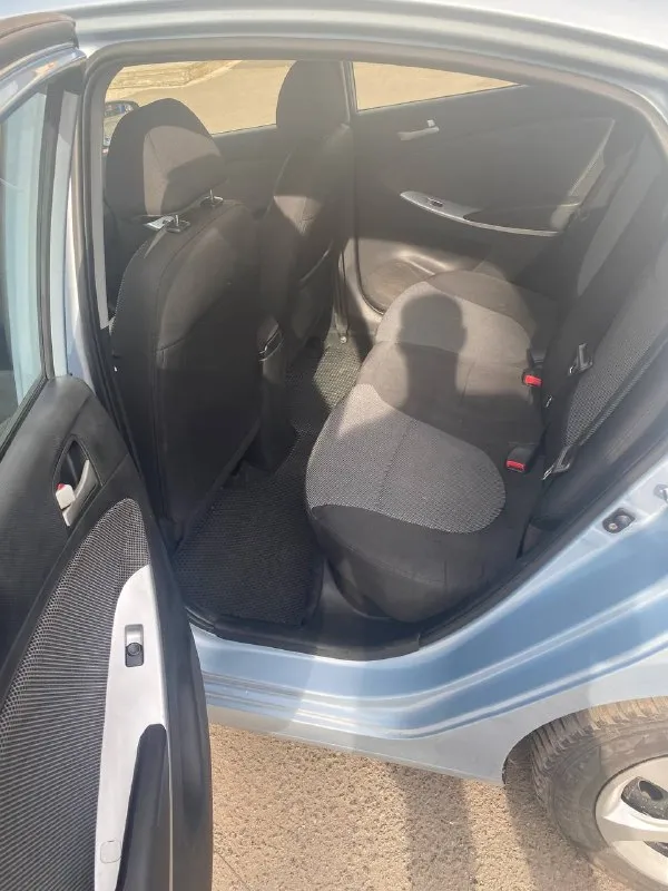 Продам hyundai solaris 2013 год
1.6 Механика. Пройден тех. Осмотр. Полностью зеленая автотека. Я являюсь хозяином. Авто в родном окрасе, в дтп не участвовала, все зазоры идеальны. Салон в отличном состоянии.
Не дымит, не коптит, двигатель работает как часики, масло не жрет. Масло лью синтетику 5w30 мобил. Родной пробег 145000 тыс, что подтверждается автотекой. Машина вся обслужена и вложений не требует, сел и поехал. Масла, фильтра, все расходники поменяны. 4 стеклоподъемника. Стекла по кругу родные, в ключая лобовое ! Кондиционер только заправлен и работает на 5. Два ключа, сигнализация старлайн. Новый аккумулятор. В такси, каршеринге никогда не была. Обмен не интересен.
Цена 920 000 торг.
+79493244313
Макеевка
📲 Tg: @kudryavcev0432
📞 Звоните: +7(949)3244313 - фотография - 5