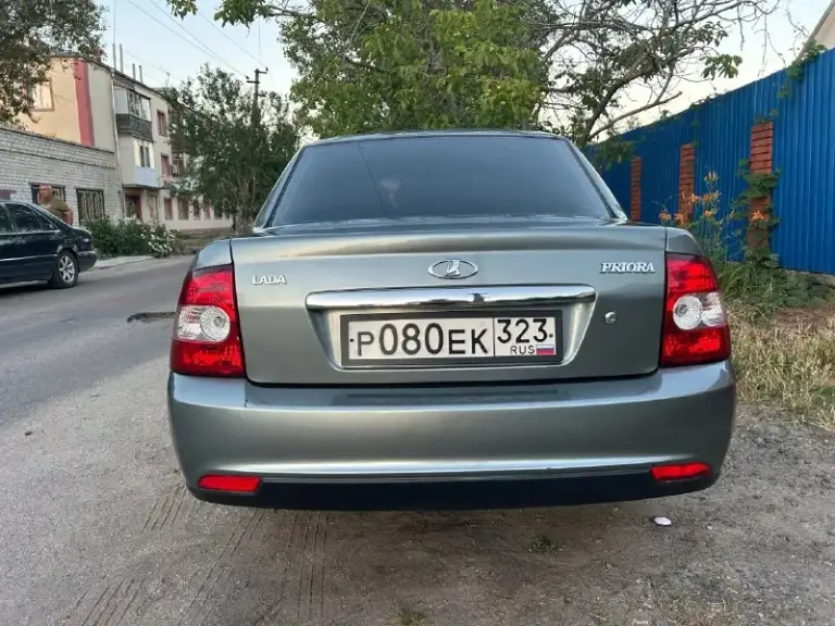 Продаю лада приора 1 2012 год, состояние отличное, имеется кондиционер, стар лайн, сигнализация, автозапуск, пробег 155.000,я 4 владелец собственник, за авто следил как пологается все расходники менял во время, отдаю с зимней резиной. За остальными вопросами звоните, пишите. Авто находится в бердянске. Цена 400к даниил 89933278525 - фотография - 4