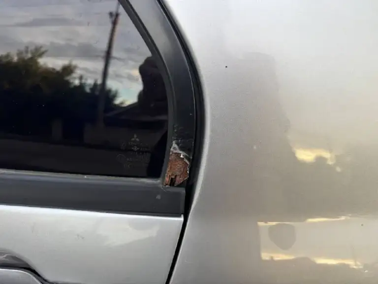 Доброго времени суток! В продаже mitsubishi lanser 9.
Автомобиль не гнилой! Присутствуют рыжики.
Для наших годов, автомобиль в достойном состоянии.
Едем дальше…
1.6,. ( Масло не кушает )
Поменяно масло в коробке, свечи, бронепровода и катушки.
Салон в хорошем состоянии!
По комплектации: гур, кондиционер, абс (рабочий), эл. Регулеровка зеркал, подогрев передний сидений.
В фарах стоят линзы, светят хорошо! Стоп сигнал, габариты, все рабочее. За автомобиль не стыдно!
Цена - 290.000₽ + хороший торг. ( возможен обмен на автоваз, или другое )
Так же, возможна доставка автомобиля, если вы реальный покупатель! По всем интересующимся вопросам: +79491022913
Всем счастья и здоровья!
📲 Tg: gaz🩻
📞 Звоните: +7(949)1022913 - фотография - 5