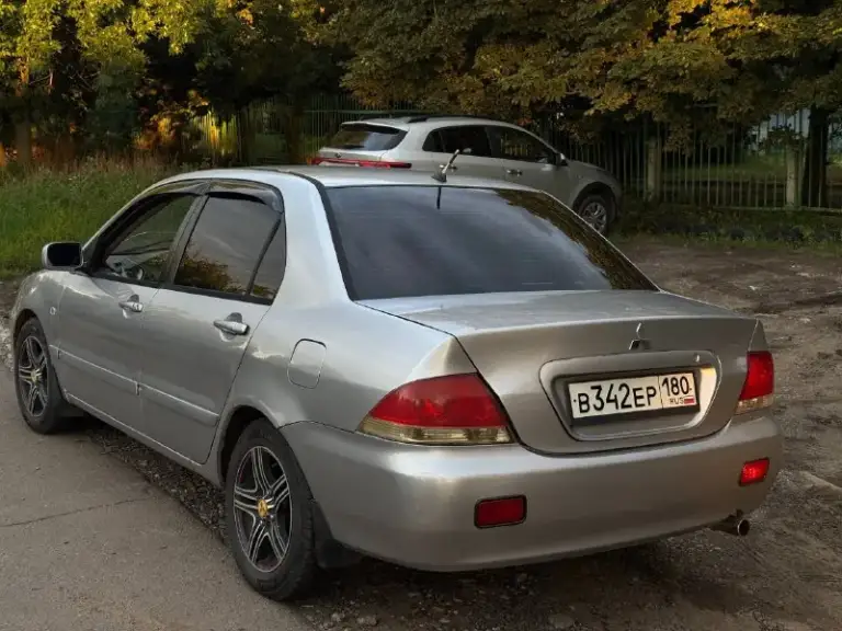 Доброго времени суток! В продаже mitsubishi lanser 9.
Автомобиль не гнилой! Присутствуют рыжики.
Для наших годов, автомобиль в достойном состоянии.
Едем дальше…
1.6,. ( Масло не кушает )
Поменяно масло в коробке, свечи, бронепровода и катушки.
Салон в хорошем состоянии!
По комплектации: гур, кондиционер, абс (рабочий), эл. Регулеровка зеркал, подогрев передний сидений.
В фарах стоят линзы, светят хорошо! Стоп сигнал, габариты, все рабочее. За автомобиль не стыдно!
Цена - 290.000₽ + хороший торг. ( возможен обмен на автоваз, или другое )
Так же, возможна доставка автомобиля, если вы реальный покупатель! По всем интересующимся вопросам: +79491022913
Всем счастья и здоровья!
📲 Tg: gaz🩻
📞 Звоните: +7(949)1022913 - фотография - 7