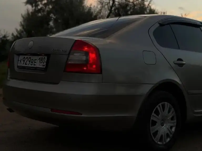 Продам skoda octavia a5 рестайлинг
2010 Год
Мотор 1.6 mpi, самый экономичный и простой в обслуживании.
Механика, пятиступенчатая, не доставляет проблем и хлопот, включается мягко, без хрустов и вылетов.

Сцепление недавно менялось, подвеска в отличном состоянии, не стучит, не гремит.

Документы чистые, любое оформление.

Кондиционер работает, холодит как нужно, подогрев передних сидений, датчики дождя и света, 4 стеклоподъемника, доводчики стекл, задние парктроники, сигнализация, хороший свет.

Осмотр макеевка

Цена 720.000
+79498391422 - фотография - 5