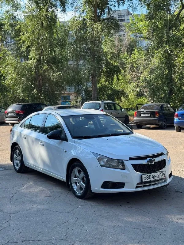 Продается chevrolet cruze 2011 год 1.6 мкпп
Атмосферник
Цена: 595.000 руб + разумный торг реальному покупателю + бак бензина в подарок
Шевроле круз
- Пробег 190.000 км
- Не такси и не каршеринг!
- Все стекла родные
- 2 Комплекта колес зима-лето
- Мотор и коробка в отличном состояние не дымит не троит, работает ровно масло не ест !
- Состояние сел и поехал куда угодно никаких вложений не требуется
- Из последнего заменено масло в двс, фильтра и свечи
- По кузову и днищу выглядит красиво без гнили и ржавчины авто эксплуатировалось ростов-краснодар
- По ходовой все отлично не стучит, не гремит
Едет мягко
- По салону чистый и ухоженный только после химчистки
- Комплектация 2 ст подьемника, эл рег зеркал, подогревы сидений, птф, abs, air bag, хорошая заводская музыка cd, aux
- Кондиционер холодит на 100%, ручник держит, лобовое без трещин
-Переоформление без проблем могу присутствовать в мрэо
-Документы кристально чистые без штрафов, запретов и. Т. Д
Осмотр макеевка центр
Тел +79490248188 - фотография - 1
