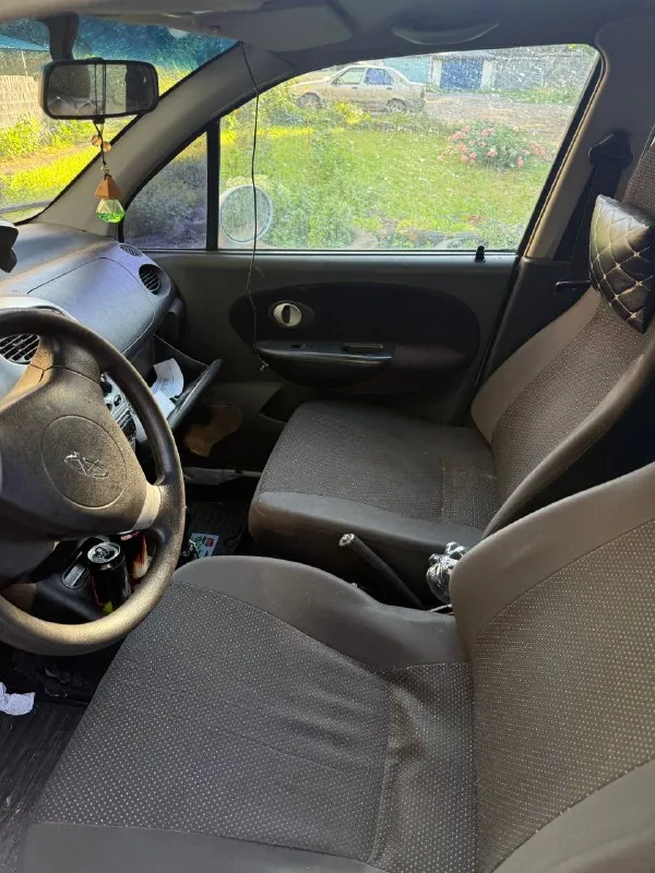 Chery qq, 2012 года выпуска. Автомобиль своевременно обслуживался, эксплуатировался редко и преимущественно женщиной. Салон и кузов в нормальном состоянии для своего возраста. Есть небольшая проблема со стартером — требует внимания. В остальном хороший вариант для города или начинающего водителя. Разумный торг при осмотре.
Цена 135.000 рублей
Звонить по номеру +79490415078
📲 Tg: @checkincorporation
📞 Звоните: +7(949)0415078 - фотография - 9