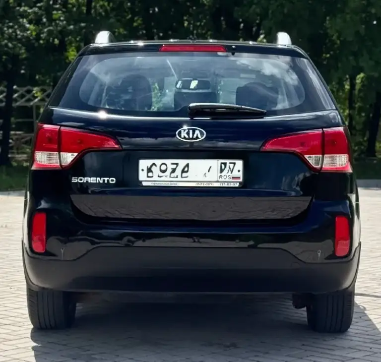 Kia sorento
2014 Год
Двигатель 2.4 бензин
Коробка автомат
Пробег 176тыс. Км родной
Один владелиц за все время эксплуатации

Автомобиль в родном окрасе!

Автомобиль в очень хорошем состоянии!
Родной пробег!
Авто обслужен от и до,
Вложения не требует не какого от слова совсем !

Комплектация
Электропривод зеркал
Полный привод
Помощь при спуске
Круизконтроль
Мультируль
Камера заднего вида
Климат контроль двух зоны
Подогрев сидений
Подогрев зеркал
Подогрев дворников
Антибликовое зеркало
Датчик света
Датчик дождя
Два ключа
Abs
Esp
Airbag
Бортовой компьютер
Четыре стеклоподъемника

С документами все в полном порядке,
Продажа с полным переоформлением в гаи

Г. Донецк
Цена 1.580тыс. ₽
Звоните остальное по тел.
+79496447942
Возможно продажа в кредит
📞 🇷🇺 Звоните: +79496447942 - фотография - 5