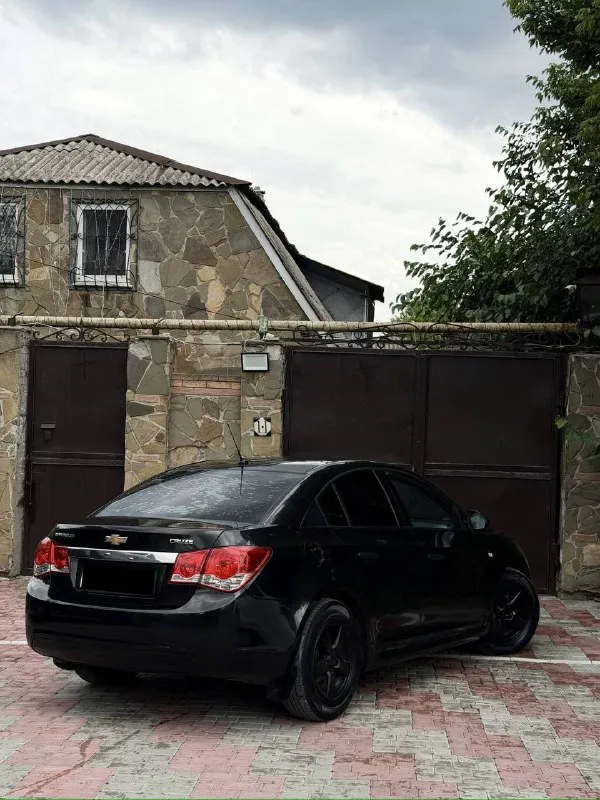 В продаже chevrolet cruze 2013 года
✅ Двигатель 1.6 бензин
✅ Автоматическая коробка передач
✅ Техника в полном порядке
✅ Комфортный и просторный салон
✅ Приятный внешний вид
Автомобиль обслужен и готов к эксплуатации. Двигатель работает ровно, коробка переключает плавно, ходовая без нареканий.
📍Осмотр: г. Донецк
🔄 Возможен обмен
💳 Возможна продажа в кредит
💰 Цена: 640 000 ₽
☎️ +7 949 374-95-82
📲 Tg: @dream_of_sherg
📞 Звоните: +7(949)3749582 - фотография - 2