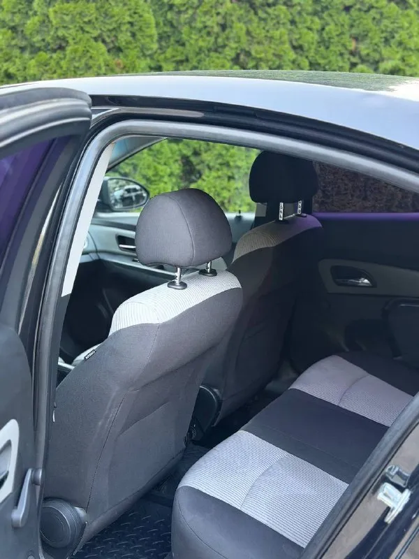 В продаже chevrolet cruze 2013 года
✅ Двигатель 1.6 бензин
✅ Автоматическая коробка передач
✅ Техника в полном порядке
✅ Комфортный и просторный салон
✅ Приятный внешний вид
Автомобиль обслужен и готов к эксплуатации. Двигатель работает ровно, коробка переключает плавно, ходовая без нареканий.
📍Осмотр: г. Донецк
🔄 Возможен обмен
💳 Возможна продажа в кредит
💰 Цена: 640 000 ₽
☎️ +7 949 374-95-82
📲 Tg: @dream_of_sherg
📞 Звоните: +7(949)3749582 - фотография - 3