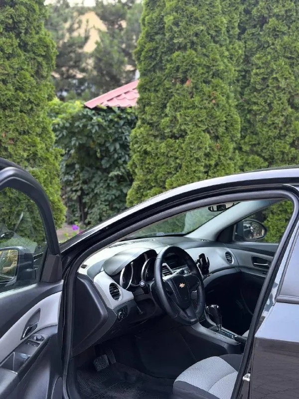 В продаже chevrolet cruze 2013 года
✅ Двигатель 1.6 бензин
✅ Автоматическая коробка передач
✅ Техника в полном порядке
✅ Комфортный и просторный салон
✅ Приятный внешний вид
Автомобиль обслужен и готов к эксплуатации. Двигатель работает ровно, коробка переключает плавно, ходовая без нареканий.
📍Осмотр: г. Донецк
🔄 Возможен обмен
💳 Возможна продажа в кредит
💰 Цена: 640 000 ₽
☎️ +7 949 374-95-82
📲 Tg: @dream_of_sherg
📞 Звоните: +7(949)3749582 - фотография - 5