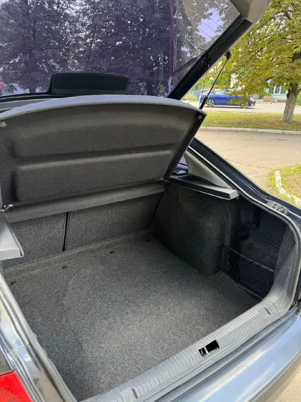 Цена 620.000
Skoda octavia a4 tour. Шкода октавия тур. Кузов лифтбек. 2008г. Механика. 2 владельца за все время. Пробег 205.000км. Двигатель 1.6mpi. Bfq самый простой и надежный. Ошибок нет. Масло не жрет, не дымит, работает хорошо.
Пороги и дно автомобиля в отличном состоянии. По кузову хорошо сохранилась, ржавчины нет, есть эксплуатационные моменты в виде сколов, небольших вмятин, царапин. Полностью родной окрас. Лобовое оригинал. Ручник работает.
Салон в хорошем состоянии. Есть простая музыка. Кондиционер холодит. Все функции автомобиля работают. Установлены led лампы с линзой, свет отличный. Резина свежая.
Все герметики, сварные точки и т. Д. Заводские).
Торг у капота, находится в макеевке
+79493594733
📞 🇷🇺 Звоните: +79493594733 - фотография - 7