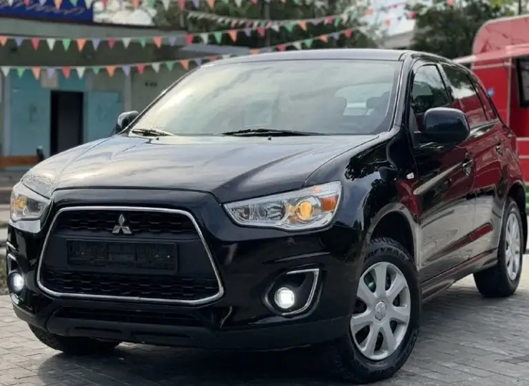 Mitsubishi asx рестайлинг, 2015 года выпуска, объём двигателя 1.6, коробка передач механика (самая надёжная связка в линейке!), пробег 155.000 родной!

Авто без дтп!, в родном окрасе✅, 2 хозяина за всё время эксплуатации, надёжный японский красовер, комфортабельный и вместительный

Автомобиль в идеальном состоянии, без каких либо нюансов, как внешне так и технически!, обслужен на данный момент весь от а до я, за машиной всегда ухаживали и обслуживали своевременно, имеется все сервисные книжки, два комплекта ключей, установлена сигнализация starline.

Комплектация: бортовой компьютер, кондиционер, датчик света и дождя, подогрев сидений, складывание зеркал, эл. Регулировка зеркал, подогрев стёкол, 4 слекподъемника, abs esp, мультимедиа с хорошим звуком, имеется все для комфортного вождения.

По документам любой вид оформления.

Цена 1.020.000
+7949564-4736
+7(949)693-5850 - фотография - 1