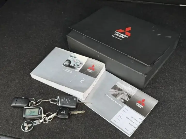Mitsubishi asx рестайлинг, 2015 года выпуска, объём двигателя 1.6, коробка передач механика (самая надёжная связка в линейке!), пробег 155.000 родной!

Авто без дтп!, в родном окрасе✅, 2 хозяина за всё время эксплуатации, надёжный японский красовер, комфортабельный и вместительный

Автомобиль в идеальном состоянии, без каких либо нюансов, как внешне так и технически!, обслужен на данный момент весь от а до я, за машиной всегда ухаживали и обслуживали своевременно, имеется все сервисные книжки, два комплекта ключей, установлена сигнализация starline.

Комплектация: бортовой компьютер, кондиционер, датчик света и дождя, подогрев сидений, складывание зеркал, эл. Регулировка зеркал, подогрев стёкол, 4 слекподъемника, abs esp, мультимедиа с хорошим звуком, имеется все для комфортного вождения.

По документам любой вид оформления.

Цена 1.020.000
+7949564-4736
+7(949)693-5850 - фотография - 10